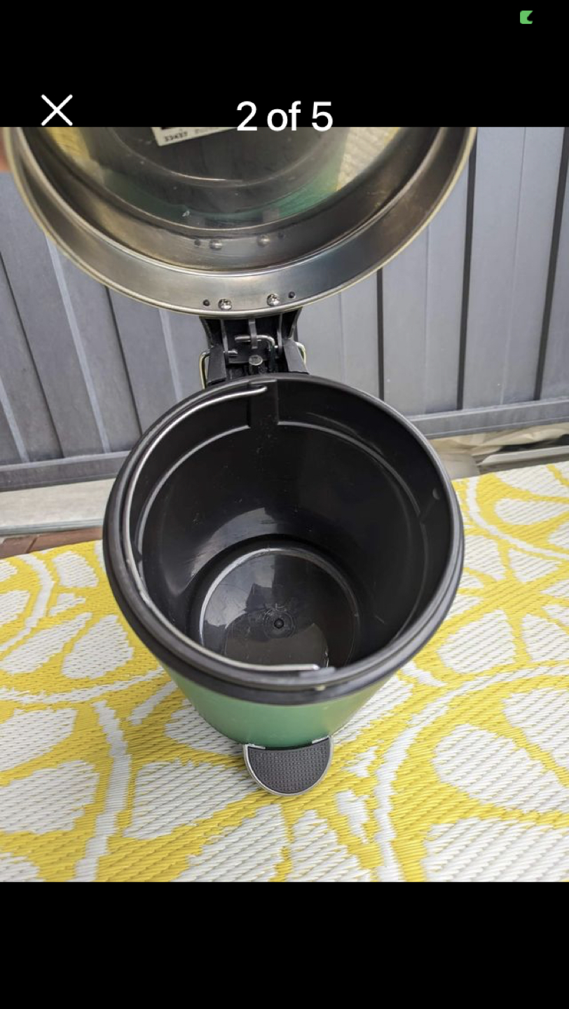 trash bin - photo 2