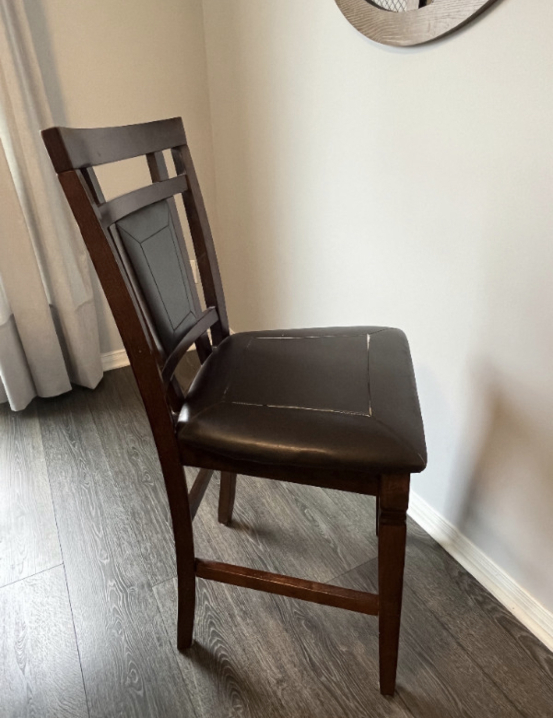 Dining Table(Chairs INCLUDED) - photo 2