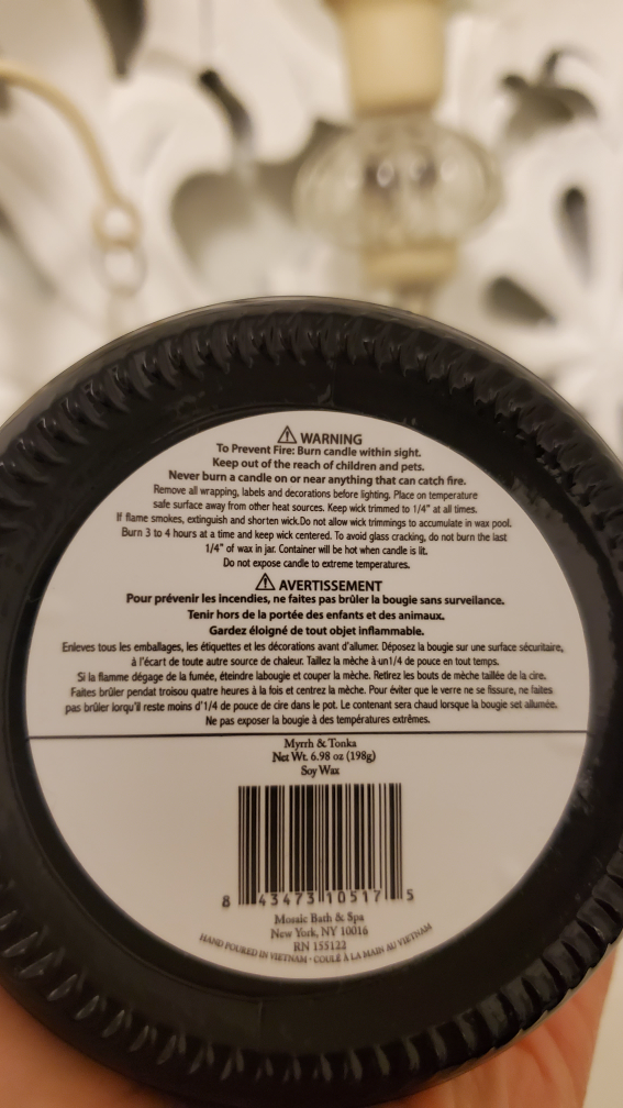 myrrh & tonka scent candle image indicator(3)