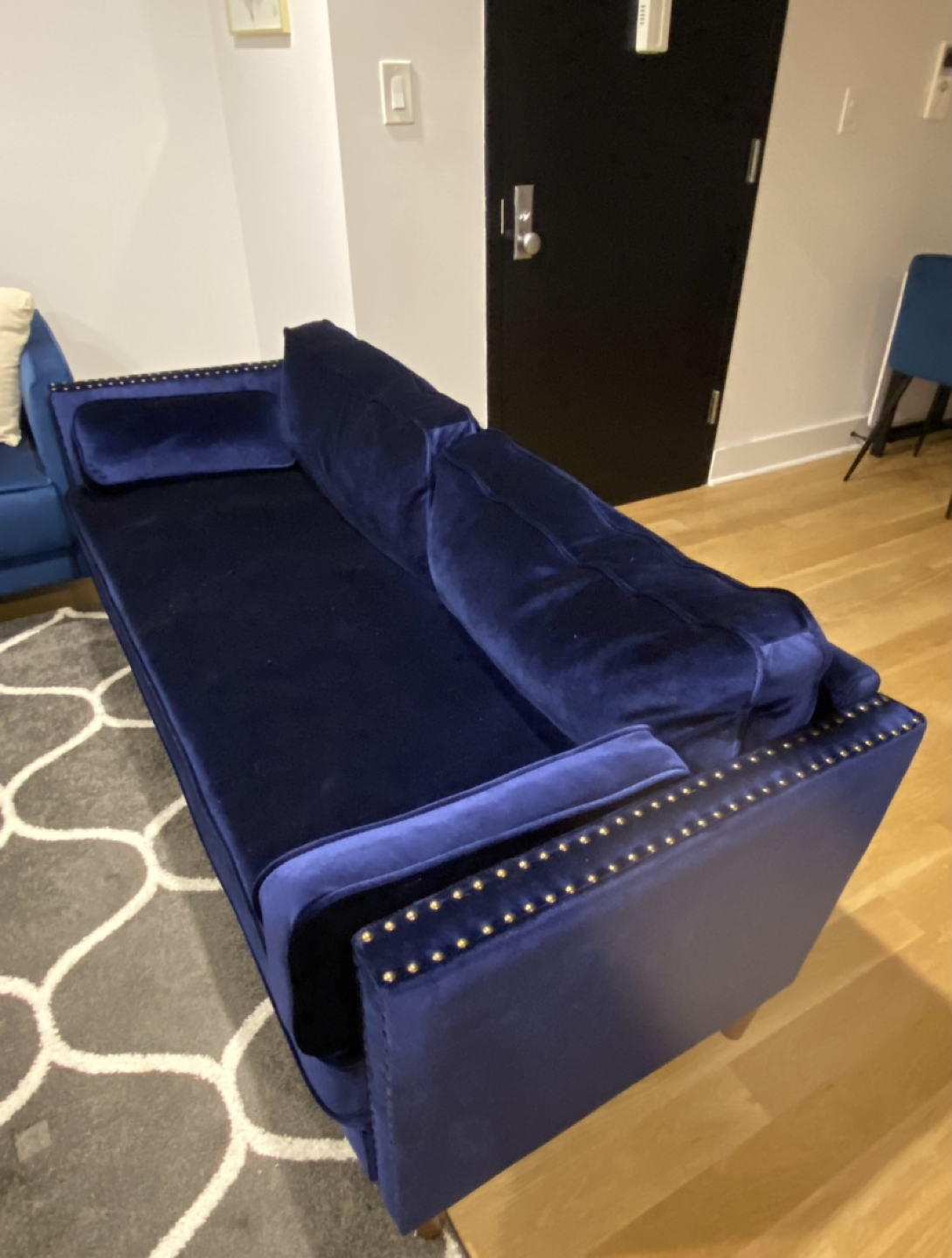 Blue couch - photo 2