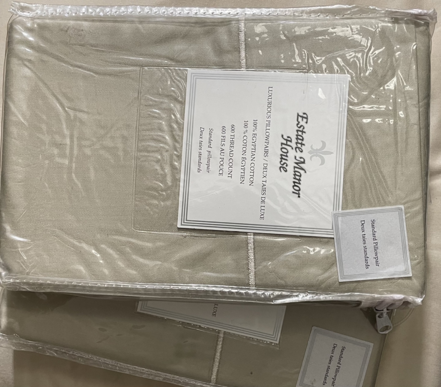 Hundred Percent Egyptian Cotton Pillow Covers image indicator(4)