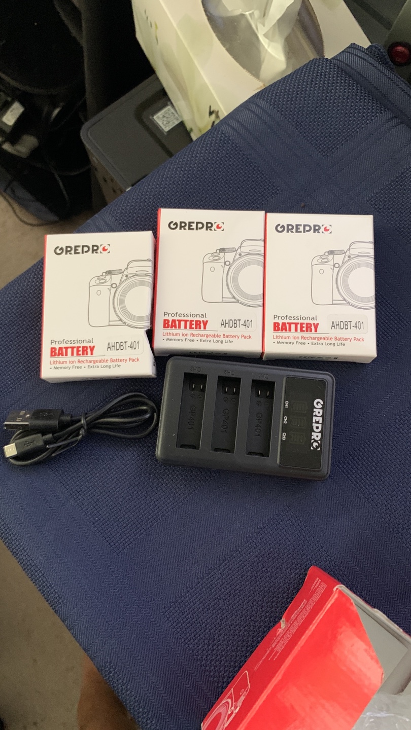 Gopro batteries hero 4 and charger