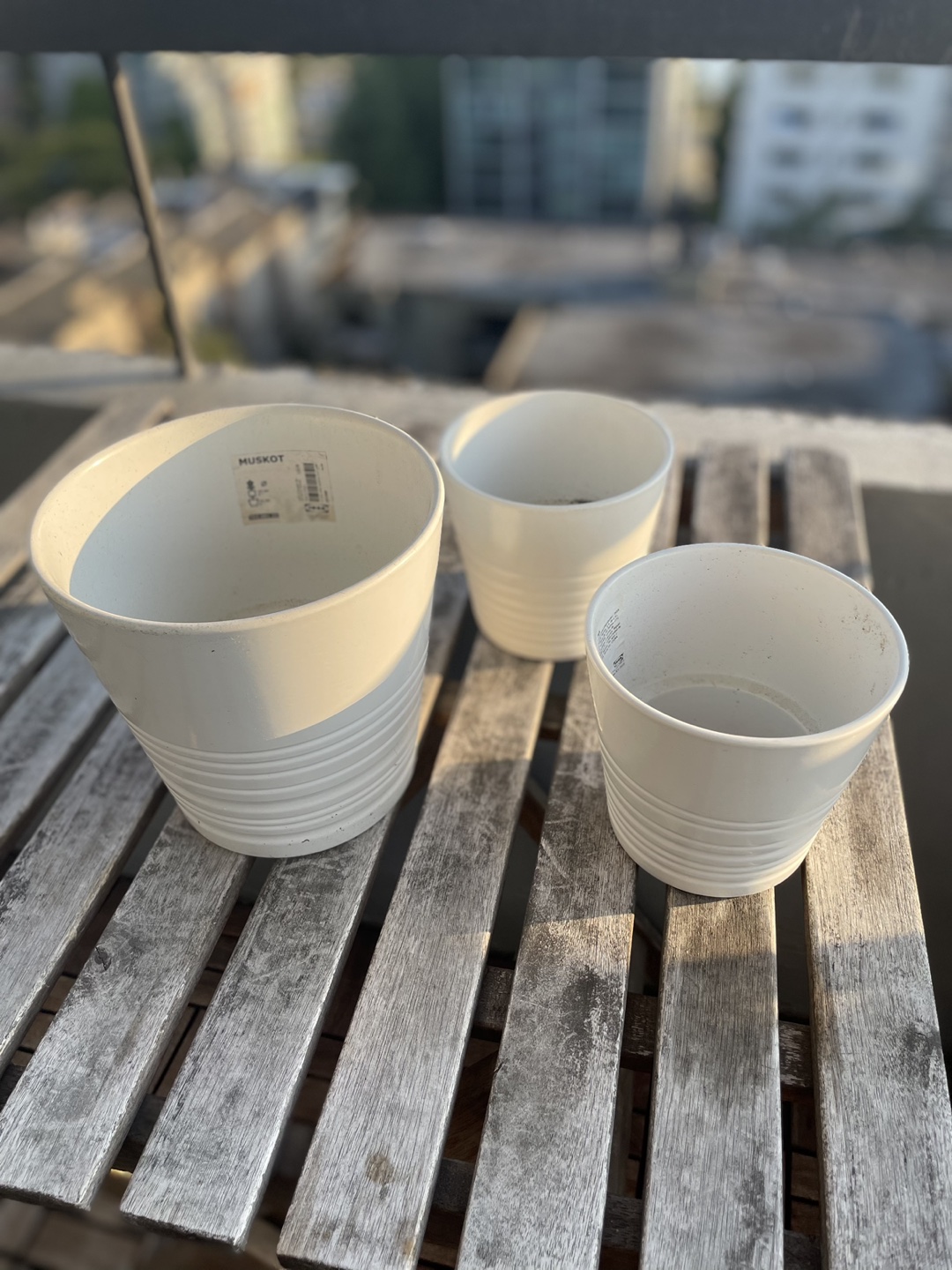 Ceramic pots