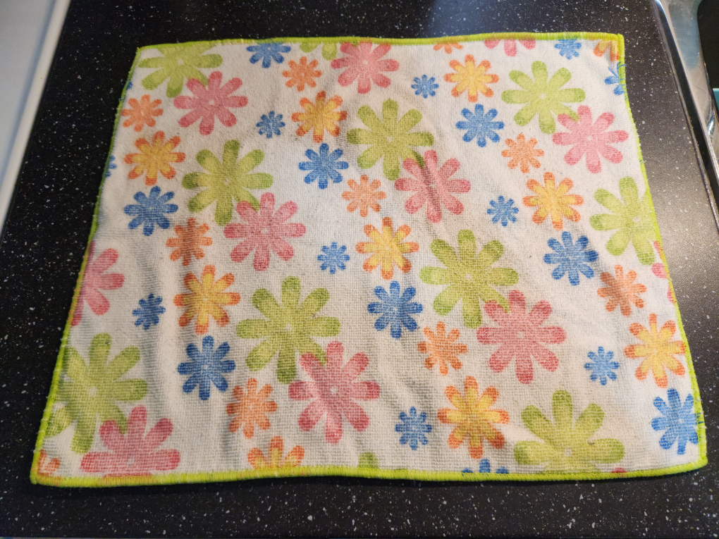 Dish drying pad