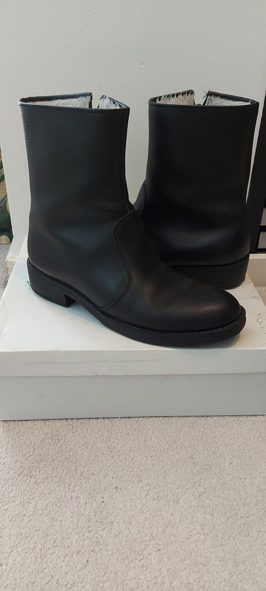 men winter leather boots. size 8 thumbnail
