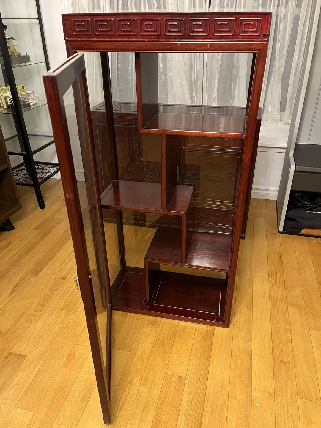 Red wood cabinet with glass display hutch - photo 5