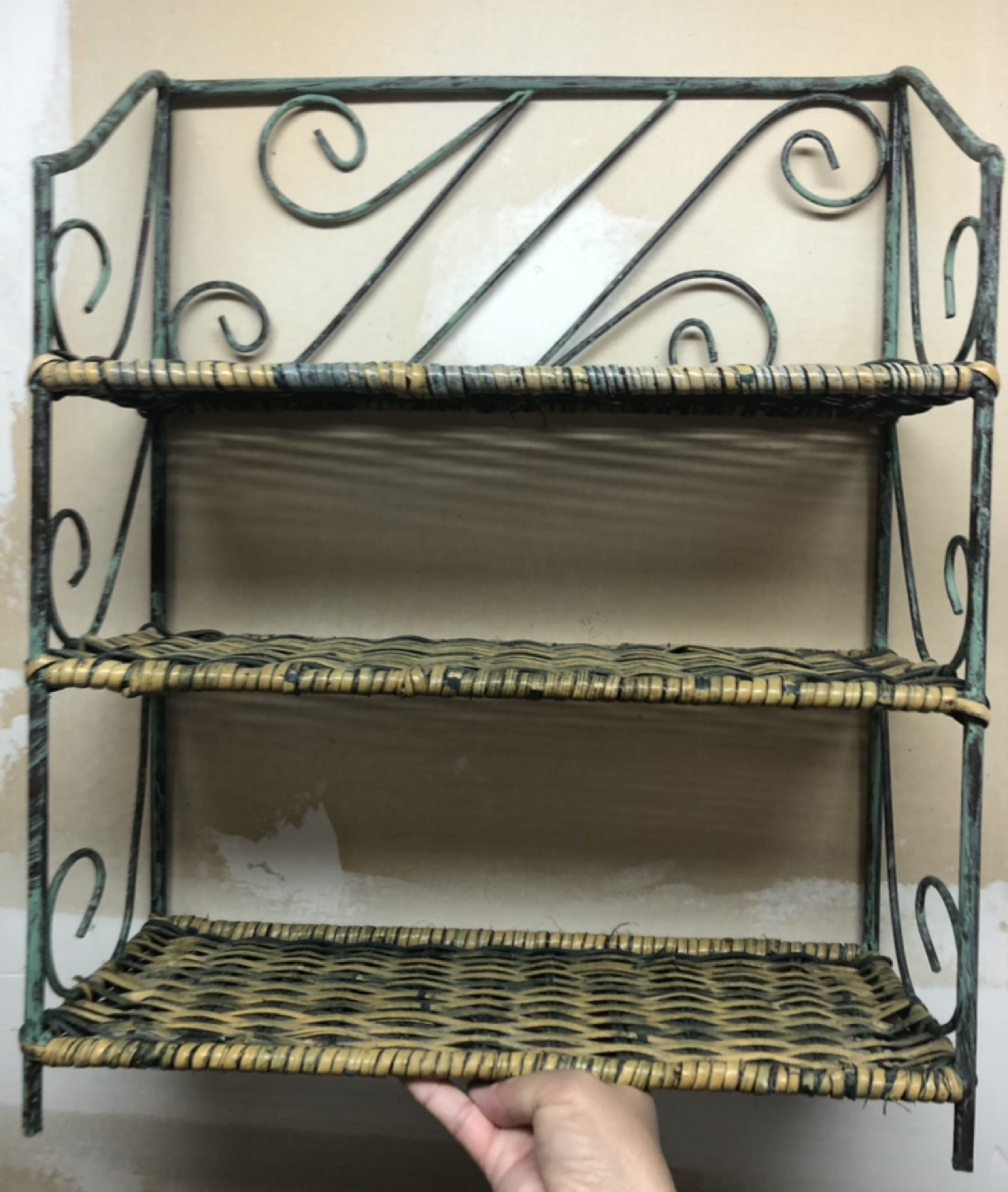 Wall (or standing) wrought iron rack