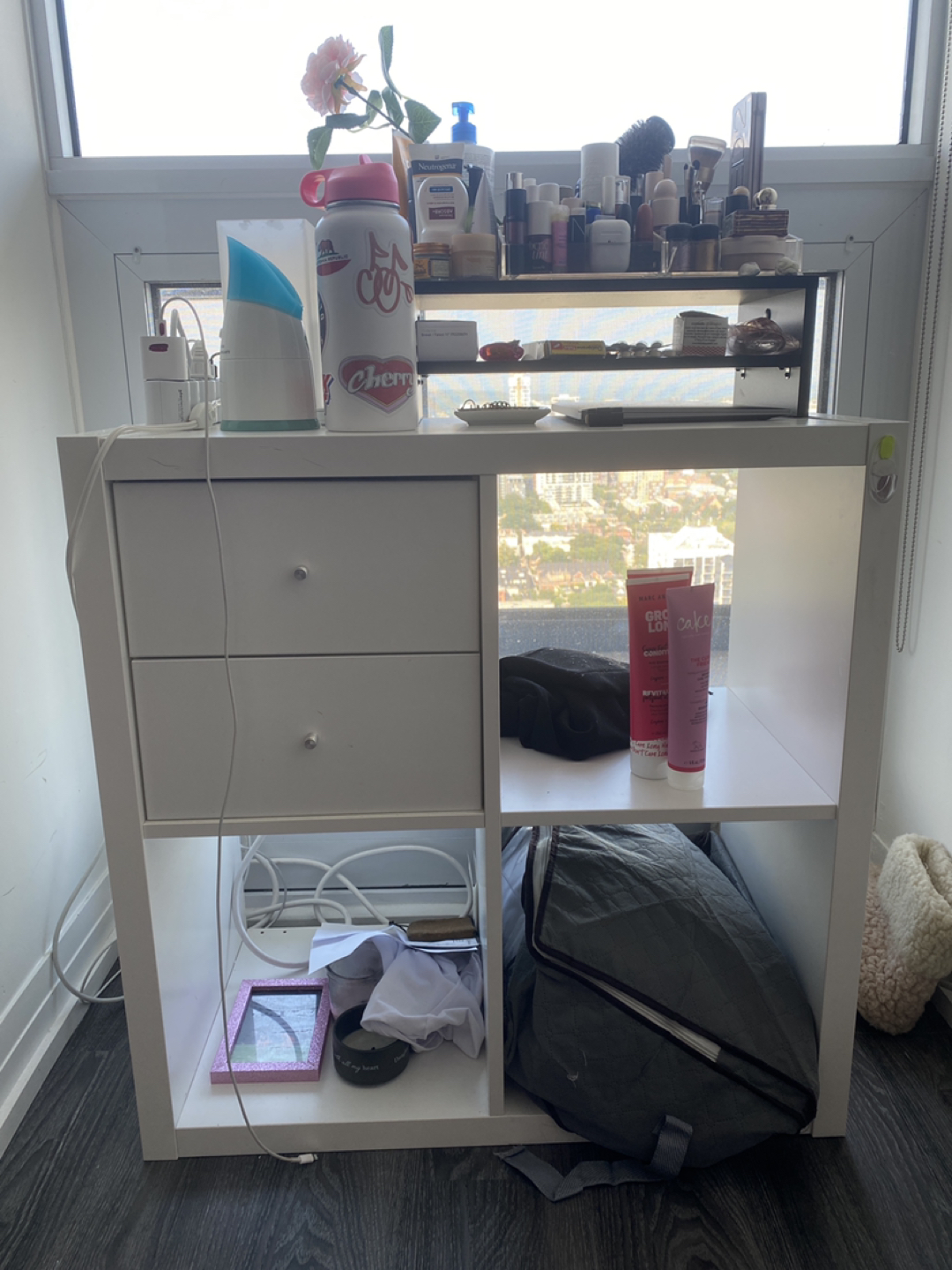 bed side table URGENT