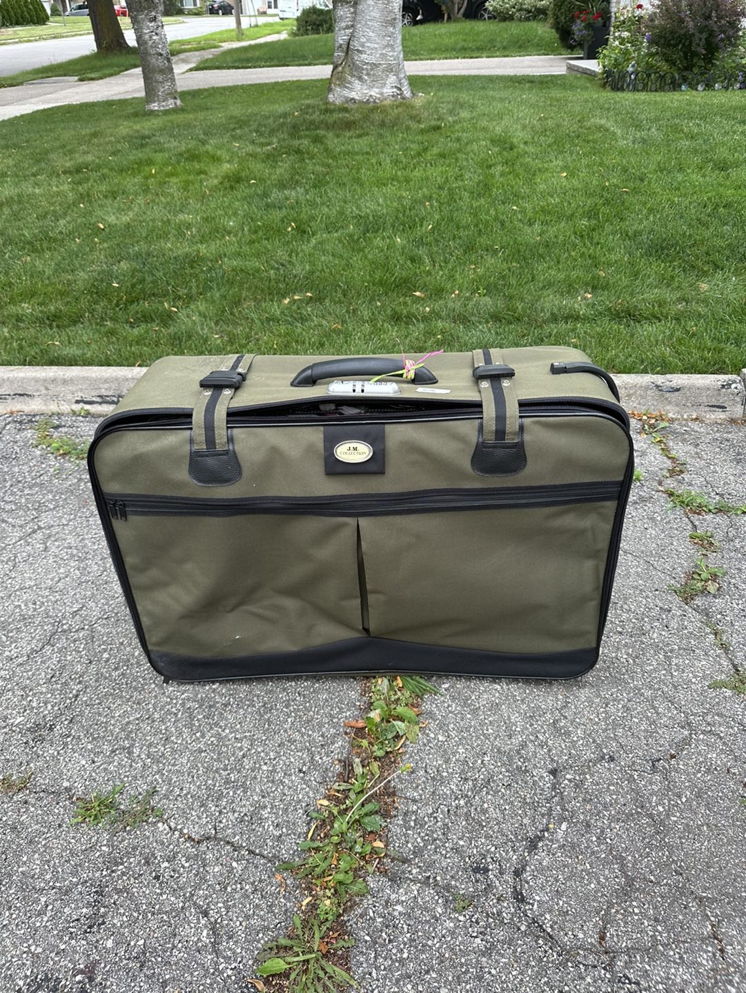 10x24x32 inch suitcase  / luggage thumbnail