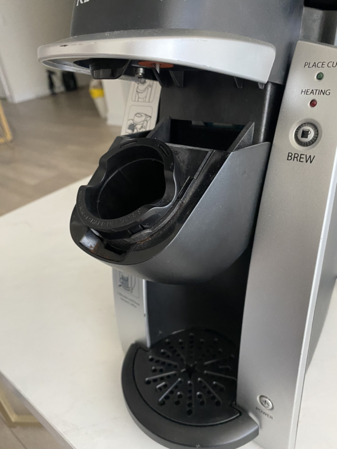 Keurig B130 DeskPro Coffee Machine - photo 2