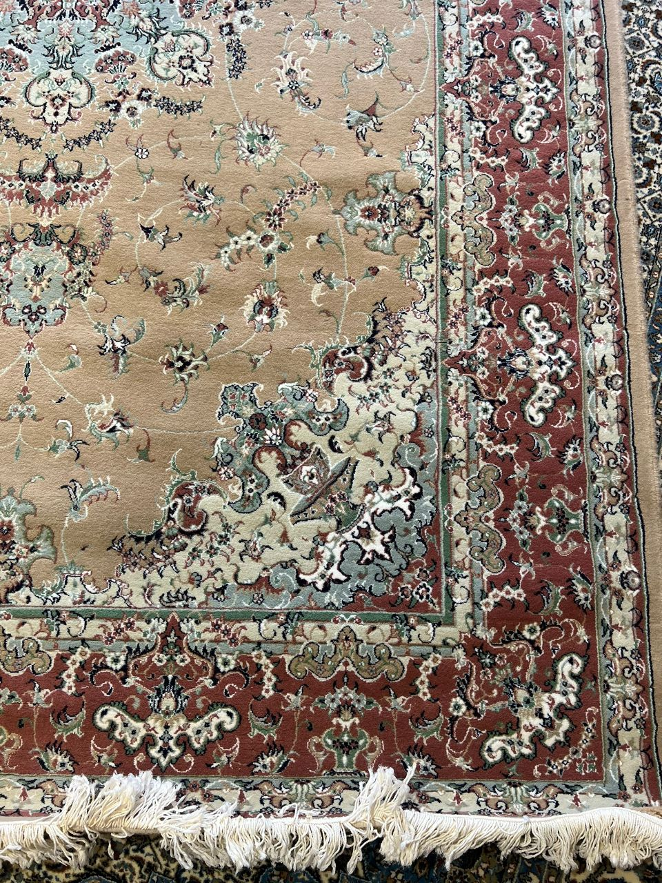3 sold/1 piece left persian Rugs, Machine Made - photo 3