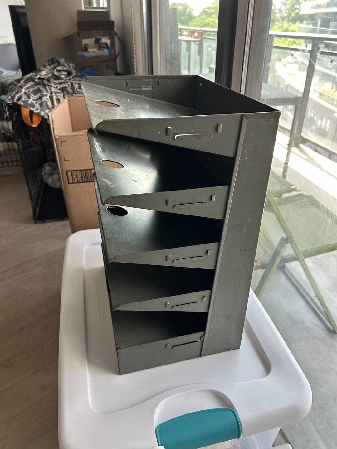 Vintage metal mail rack - photo 3