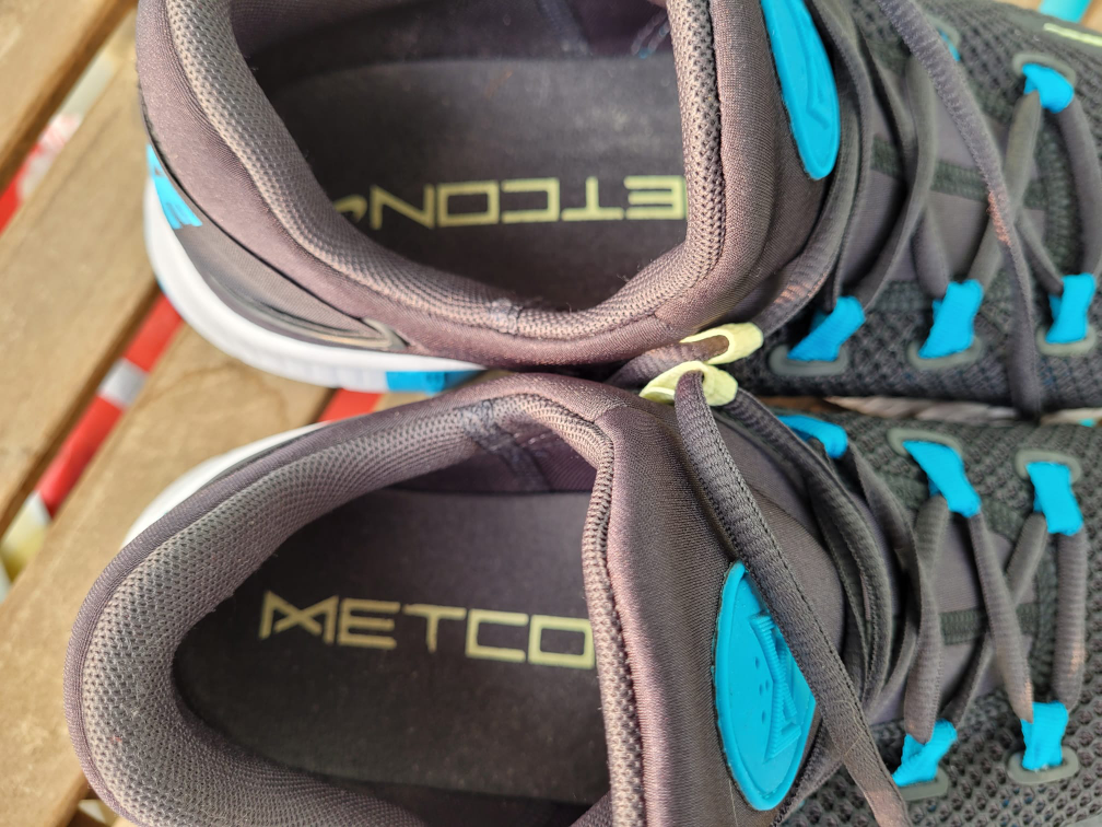 Men's sports shoe - photo 4
