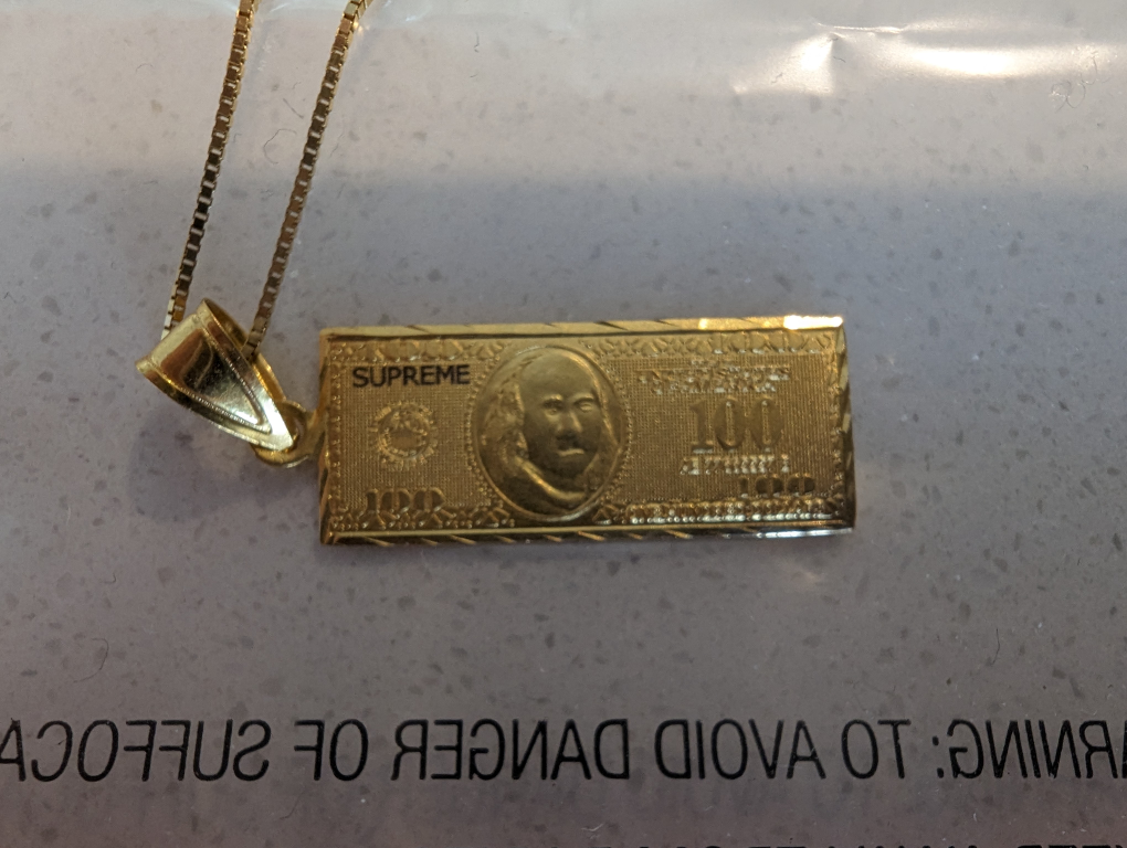 Supreme 100 Dollar Bill Necklace 14k Gold - photo 3
