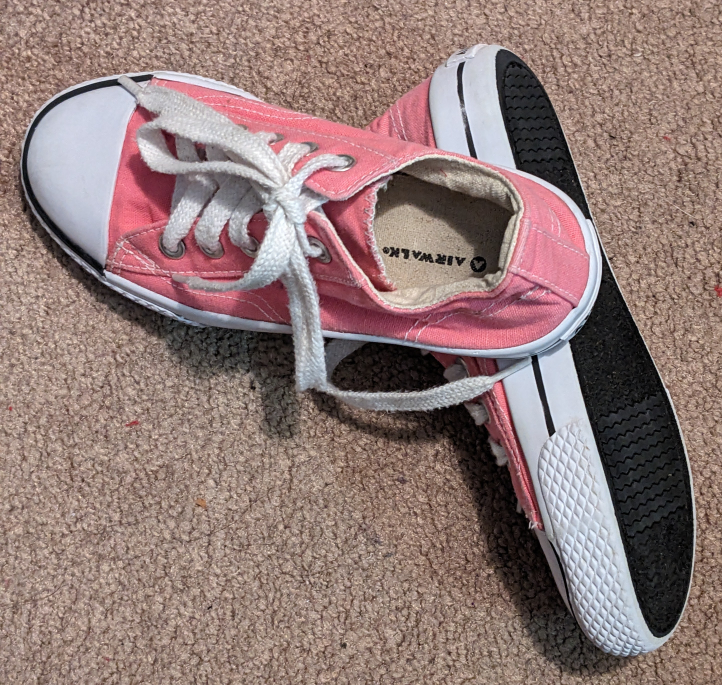 Girl's 'Airwalk' shoes size 13 $15 - photo 2