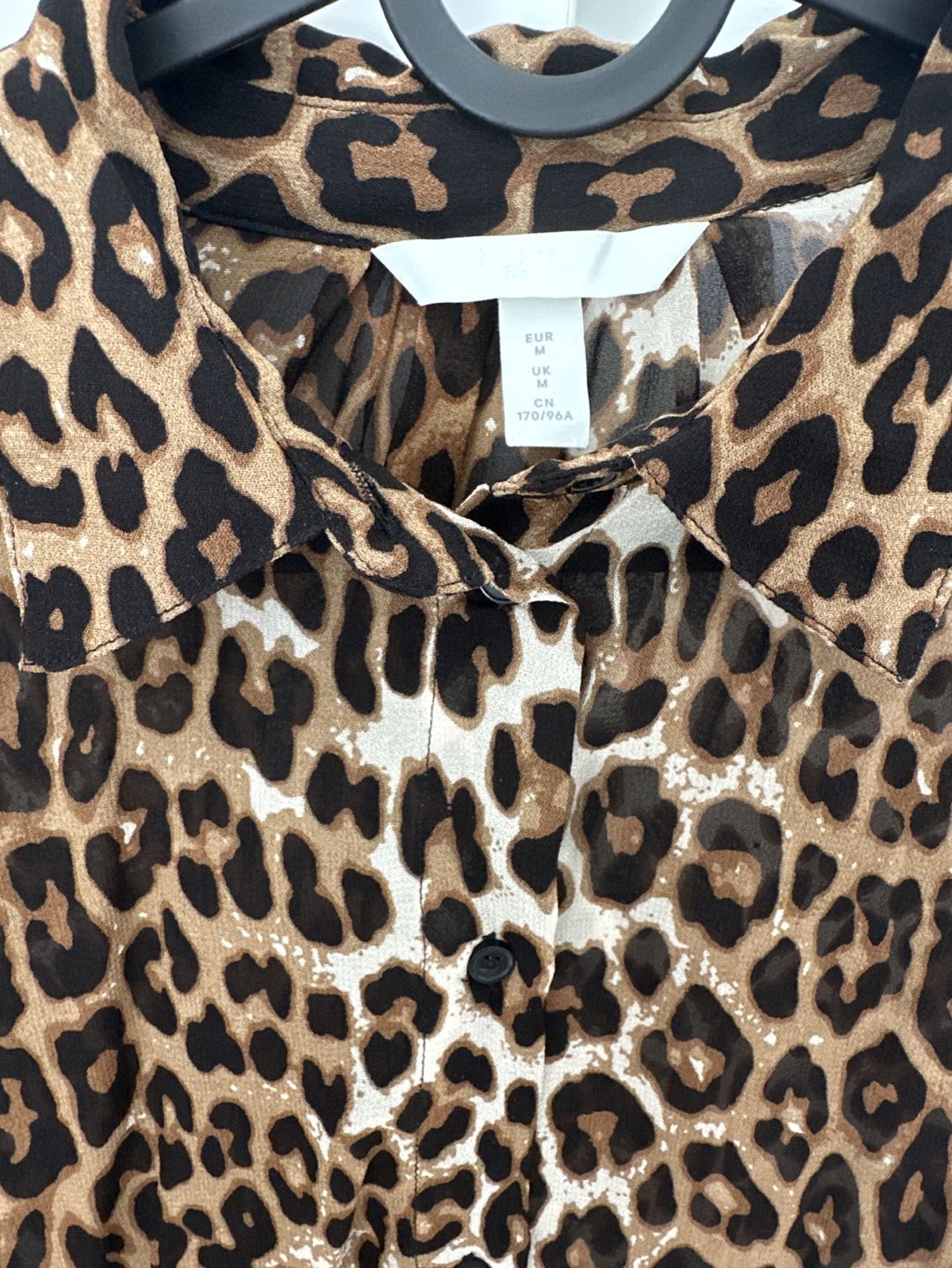 Beautiful brand new H&M Shirt! thumbnail