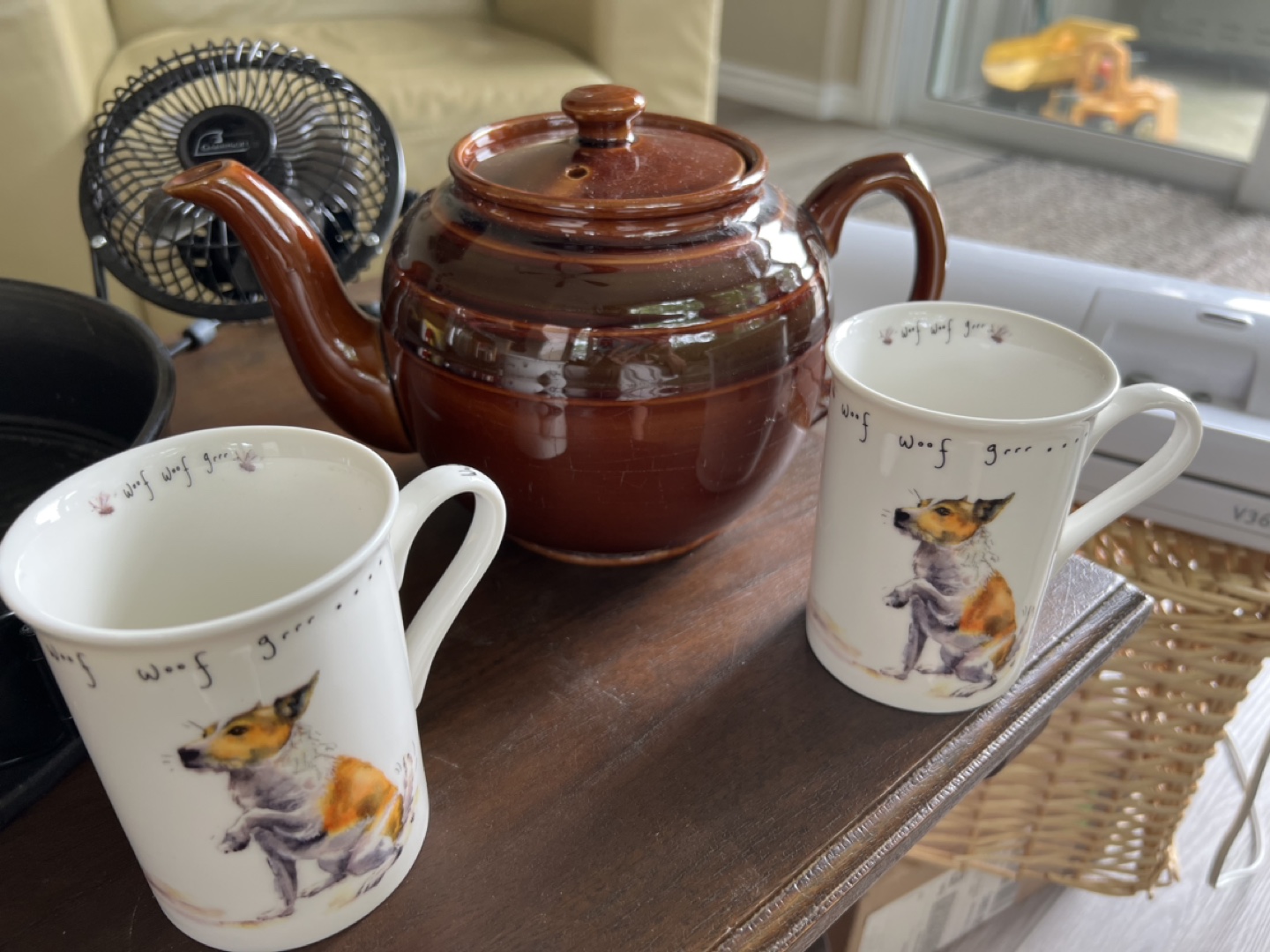 Kitchen stuff with delivery. Take it all for $20 image indicator(3)