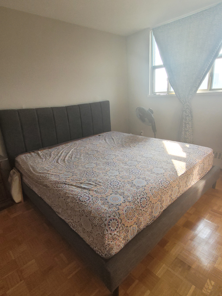 King memory foam mattress with bed