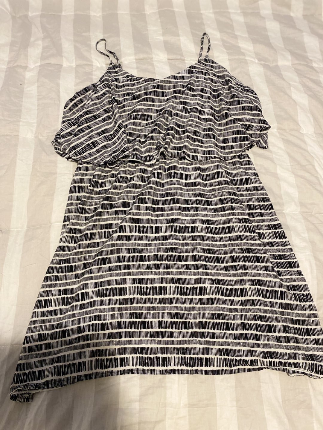 XL Old Navy Dress thumbnail