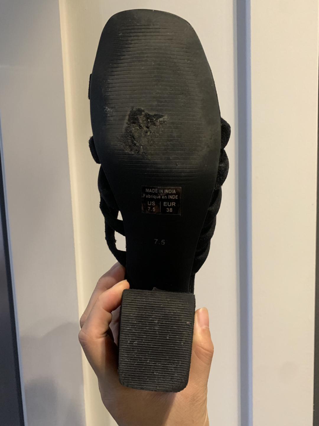 Little Burgundy Women’s Strappy Slippers image indicator(3)