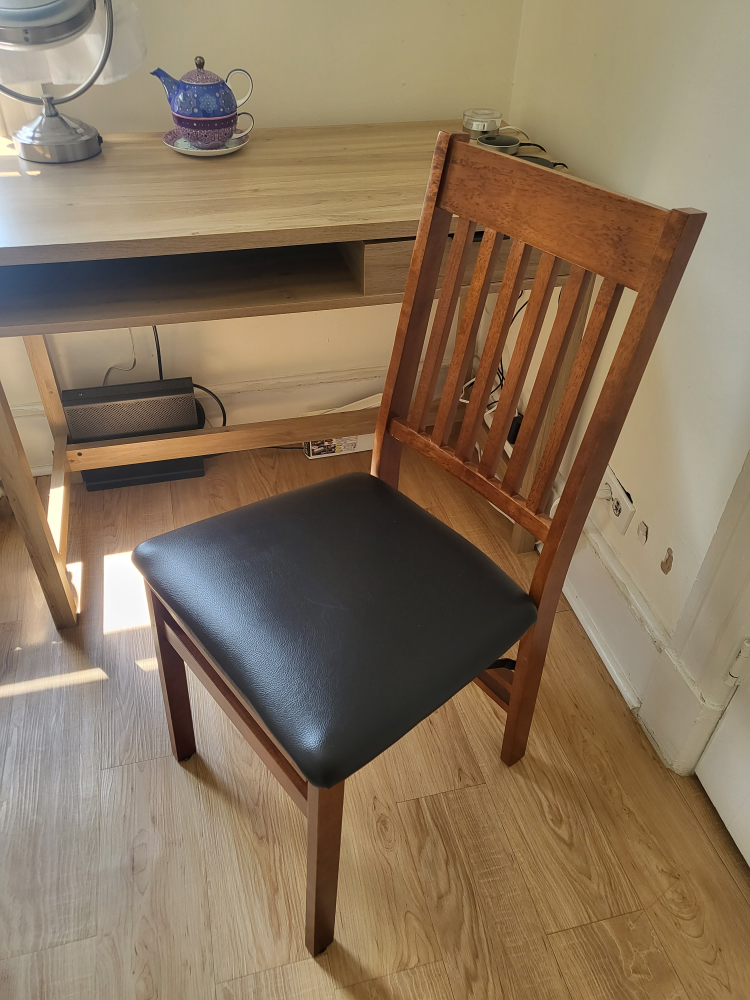 folding wooden chair like new,moving sale