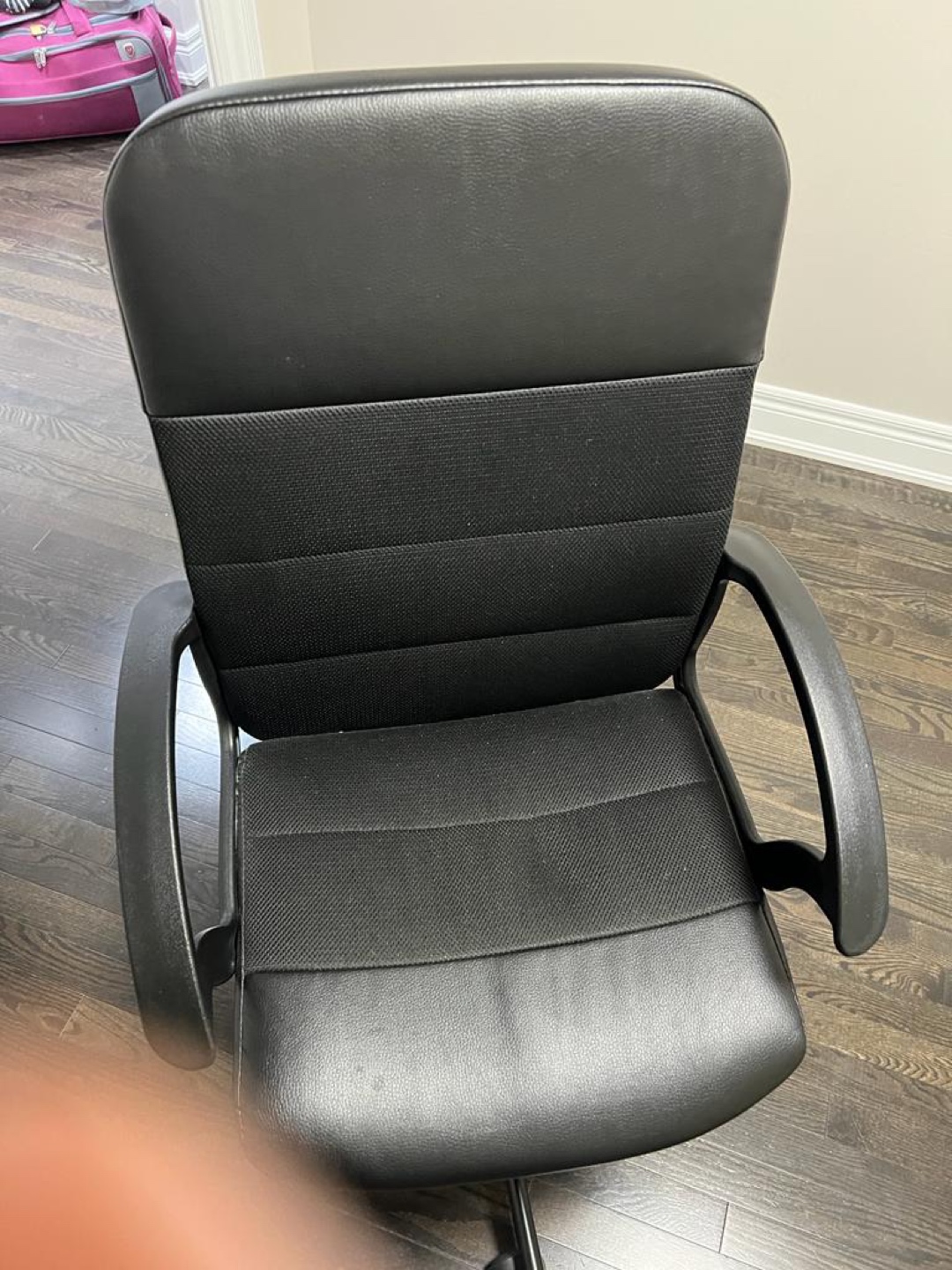 Office chair - photo 3