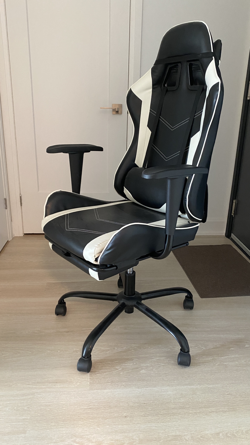 Gaming chair