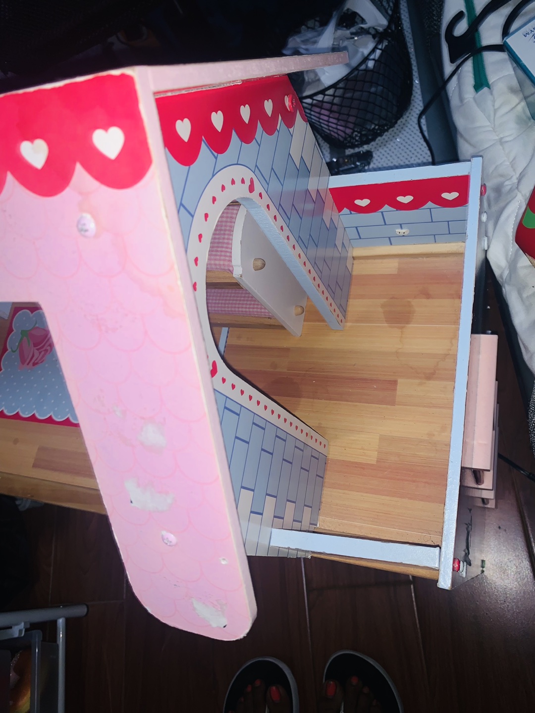 Wooden dollhouse image indicator(7)