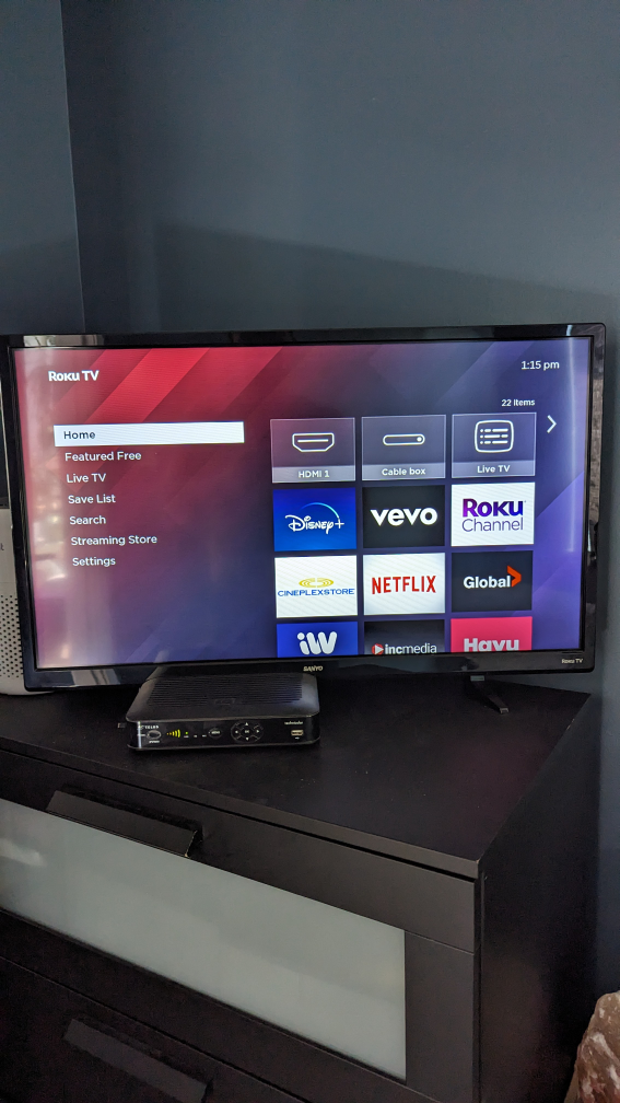 30" Smart Roku tv 