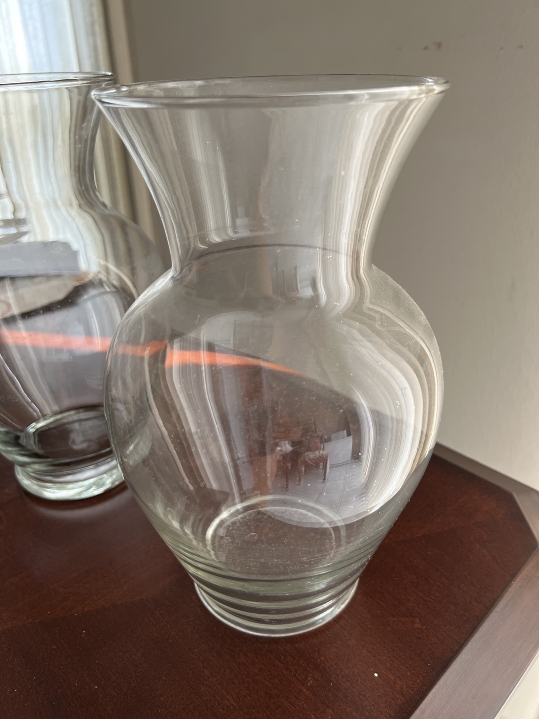 Glass Vases image indicator(2)