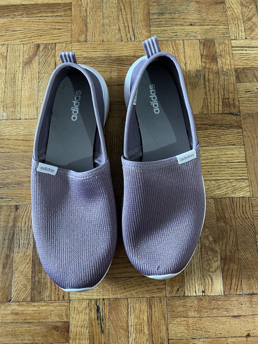 Size 10 thumbnail
