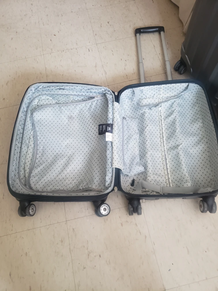 luggage /suitcase - photo 3