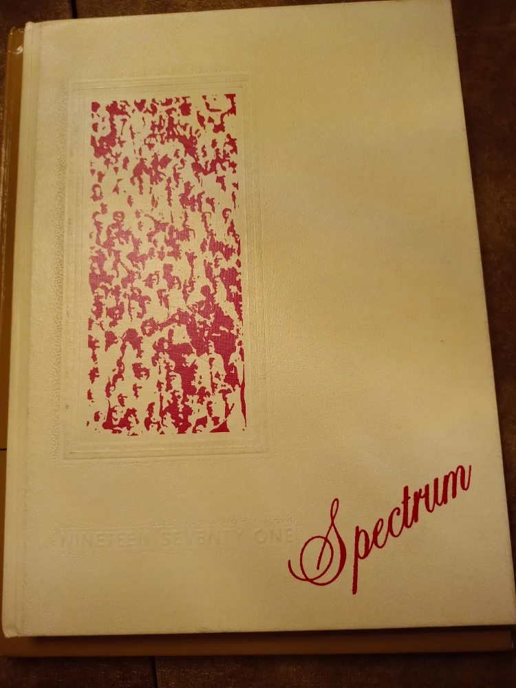 York Mills Collegiate Yearbook 1971 image indicator(2)