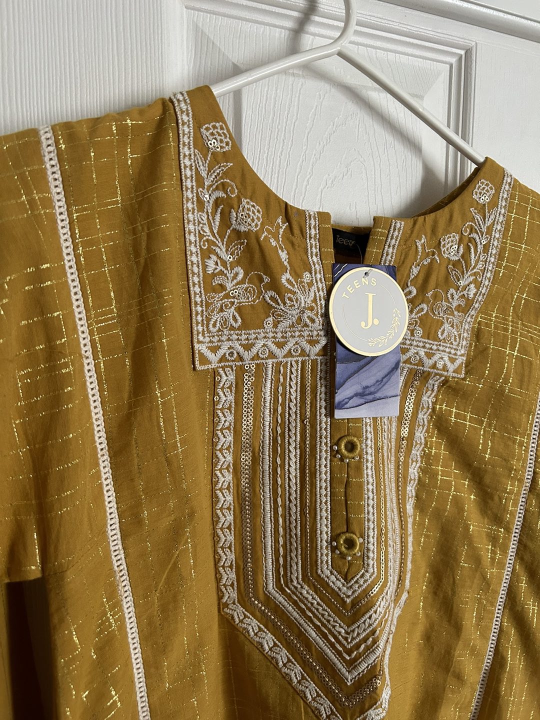 J. Teens Girls Yellow and Golden 2 Piece Suit - photo 3