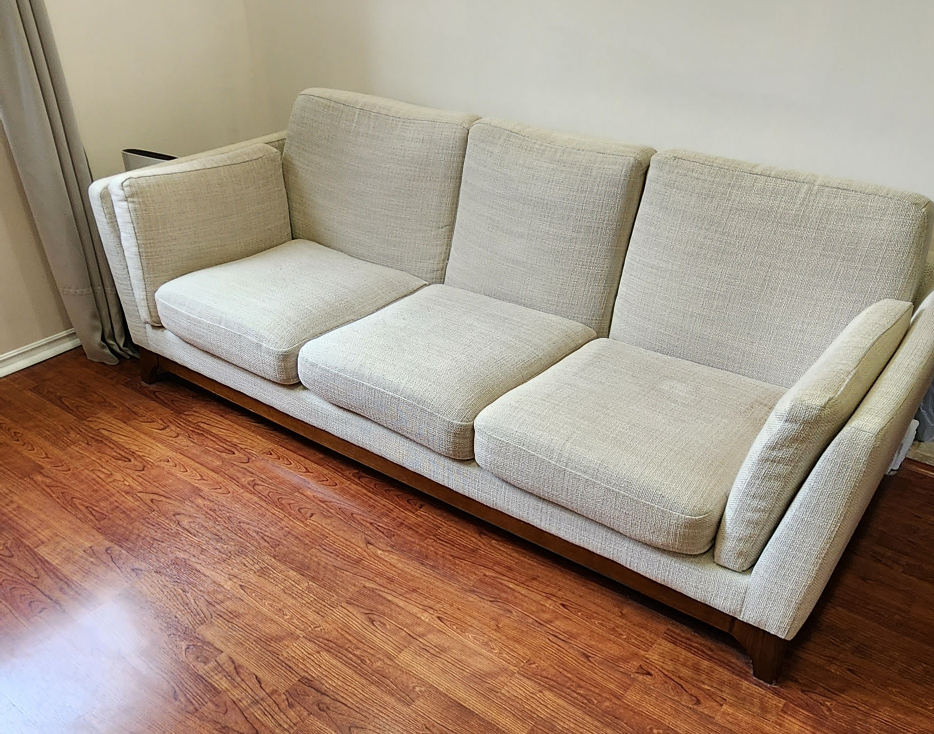 sofa  - photo 3