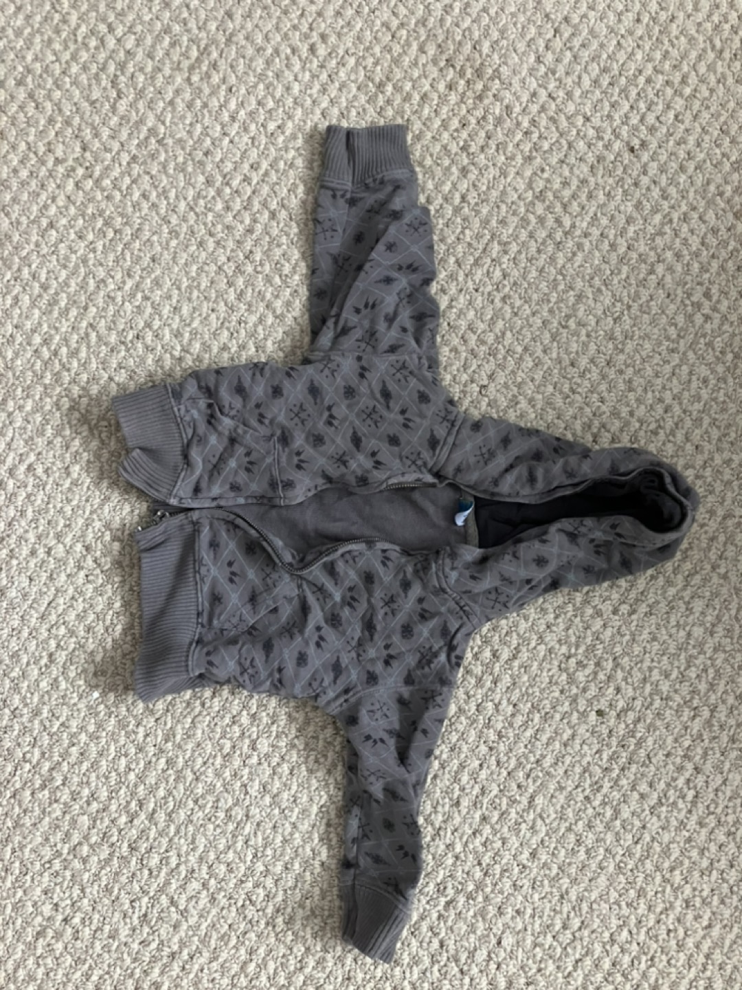 #FREECYCLE Well-loved Lot of various sizes baby clothes-boys - photo 5