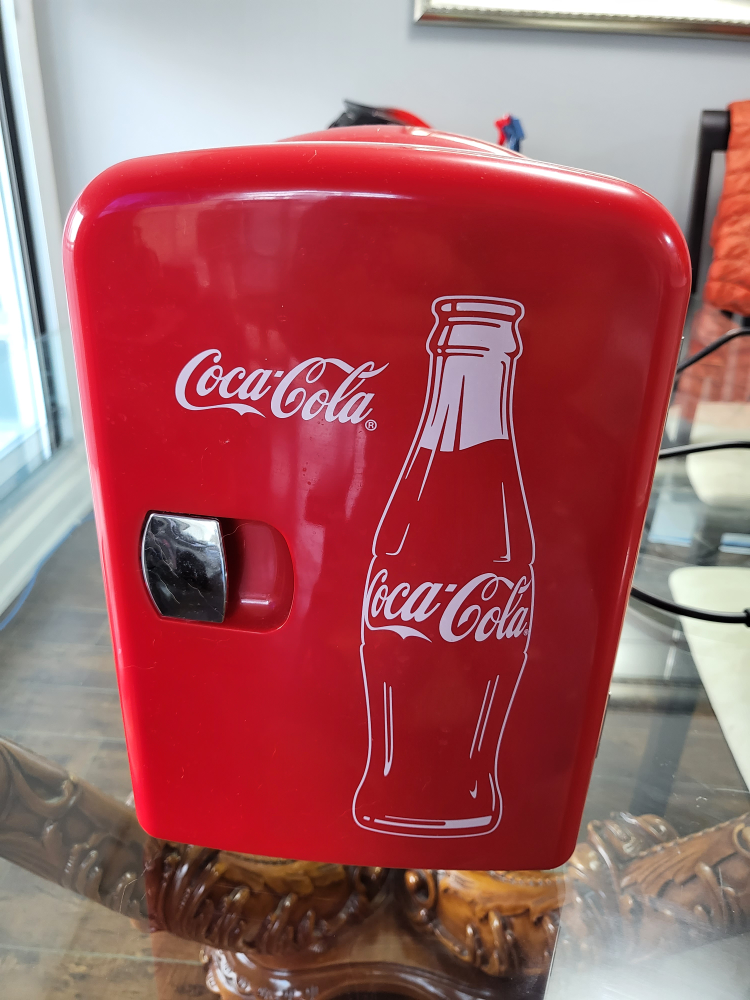 Portable cooler thumbnail