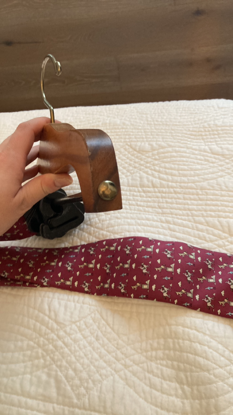 Antique Tie hangers image indicator(4)