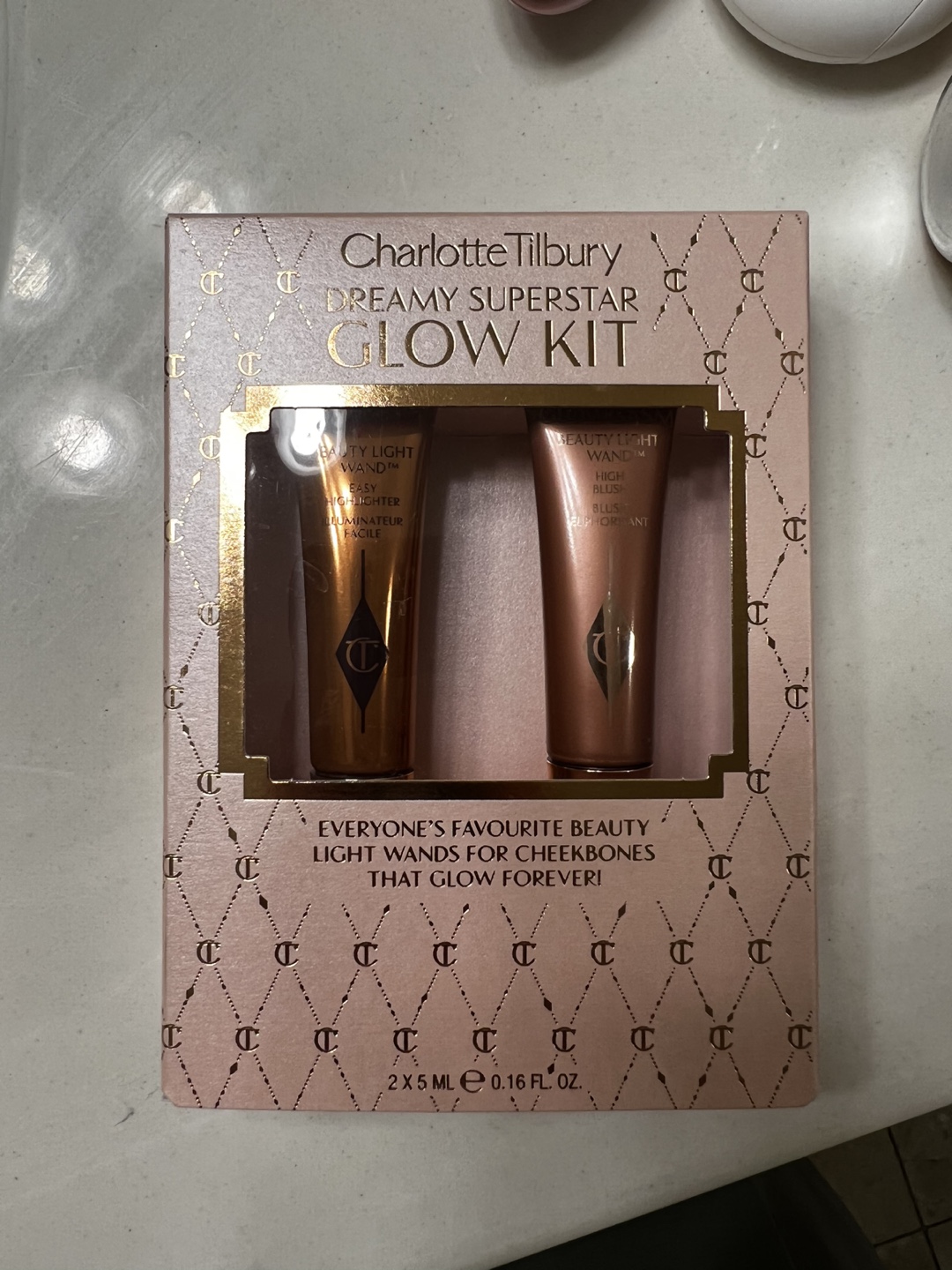 Charlotte tilbury glow kit (never opened)