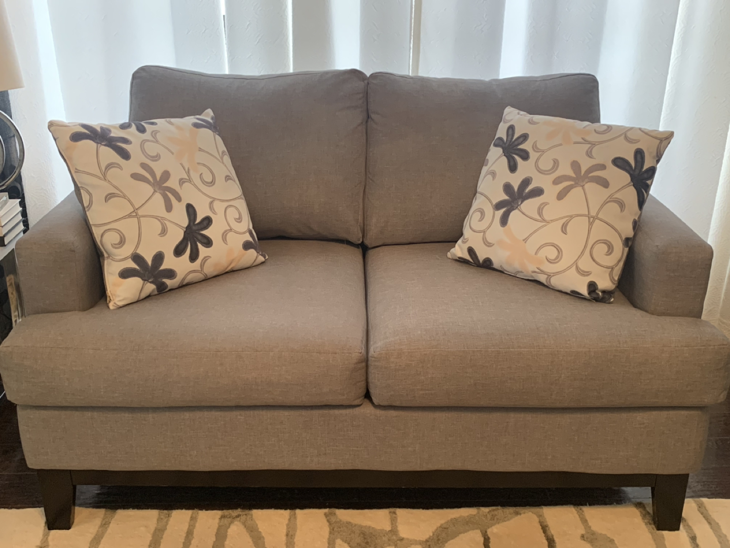 Sofa and matching love seat for sale. image indicator(7)