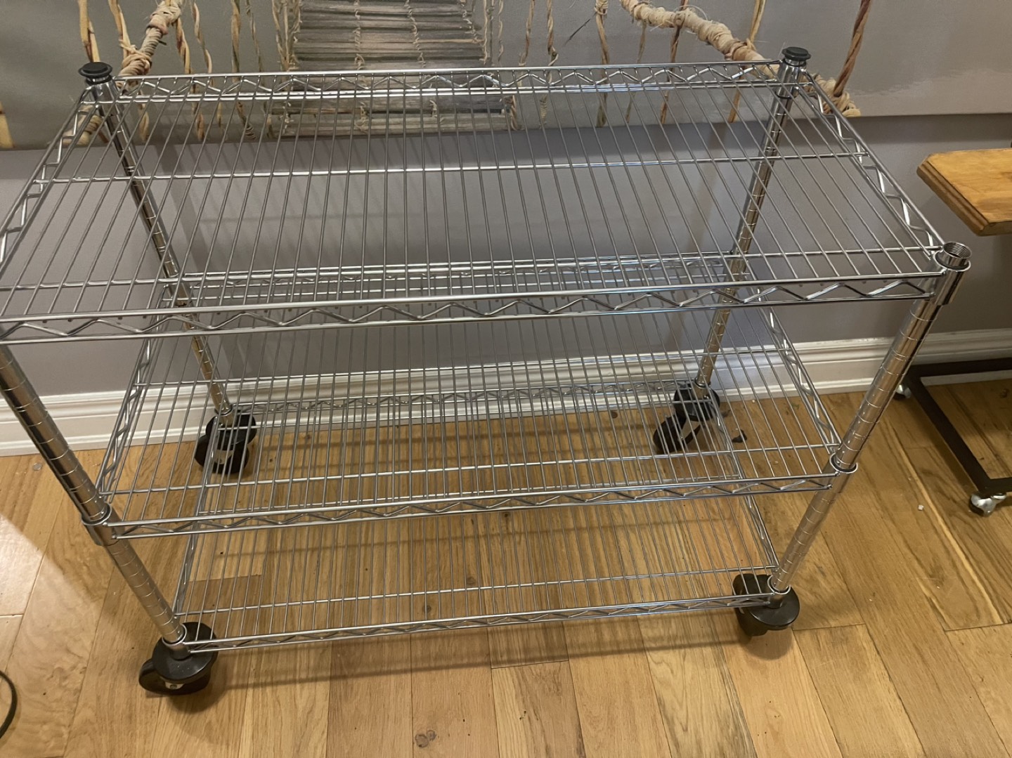 Rolling wired table on wheels