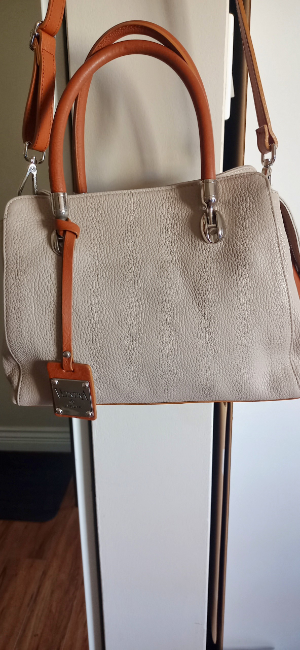 Valentina leather purse image indicator(2)