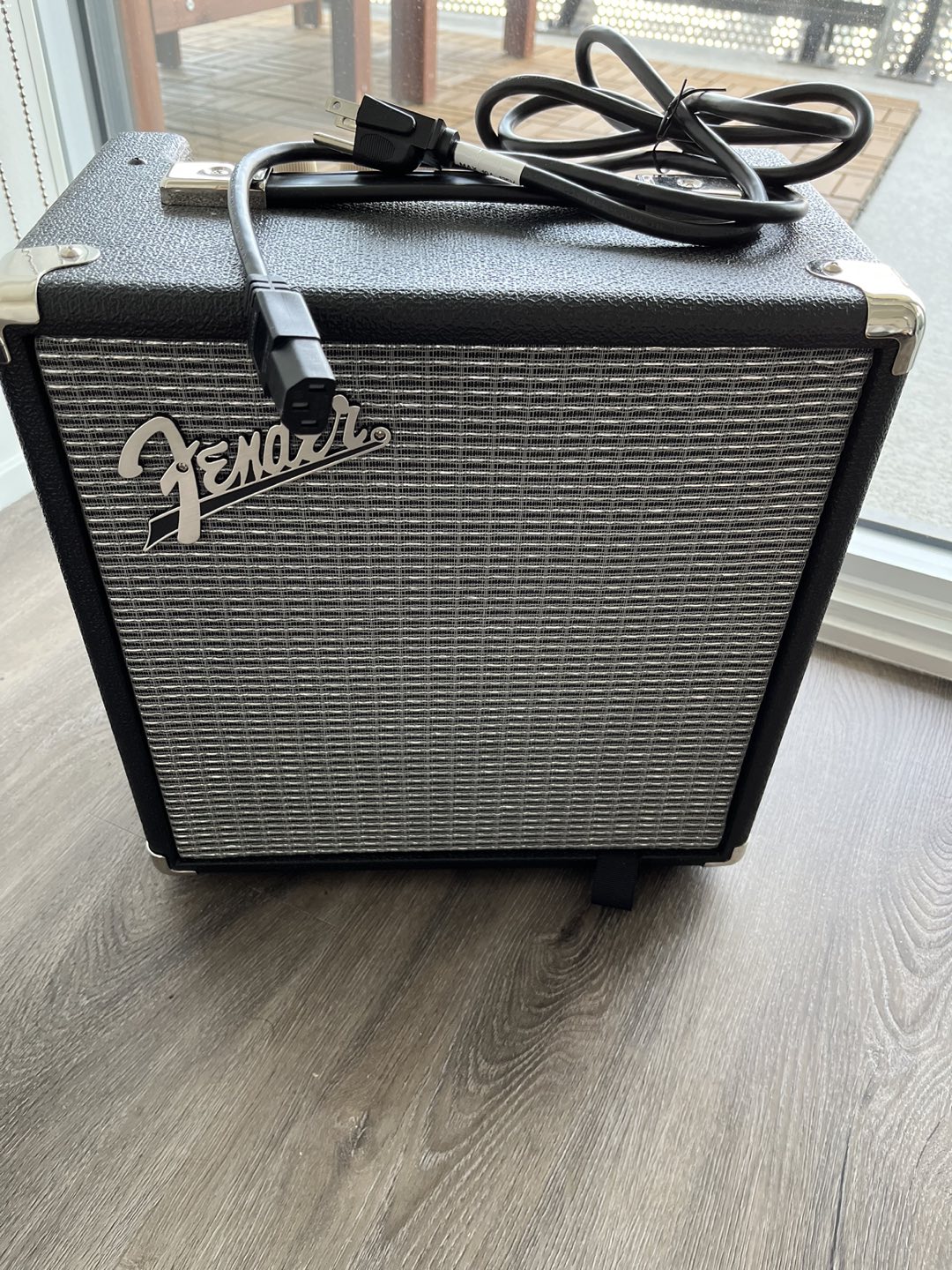 Fender Rumble 15 Bass amp (for repair or dismantle) #freecycle thumbnail