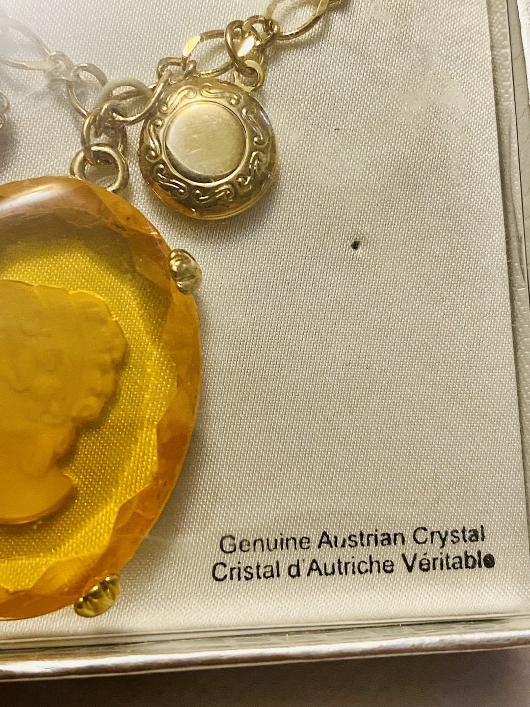 Cameo Pendant Genuine Austrian Crystal necklace - photo 2