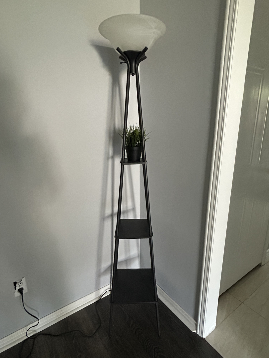 Lamp Stand(Shelves)