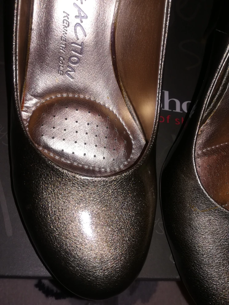 New Kenneth Cole Reaction Womens 8.5 Bronze Pumps Heels Shoes image indicator(3)