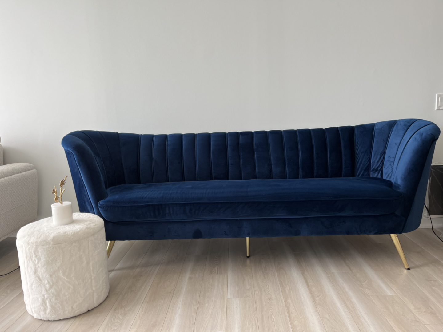 Tiberius 88'' Upholstered Sofa thumbnail