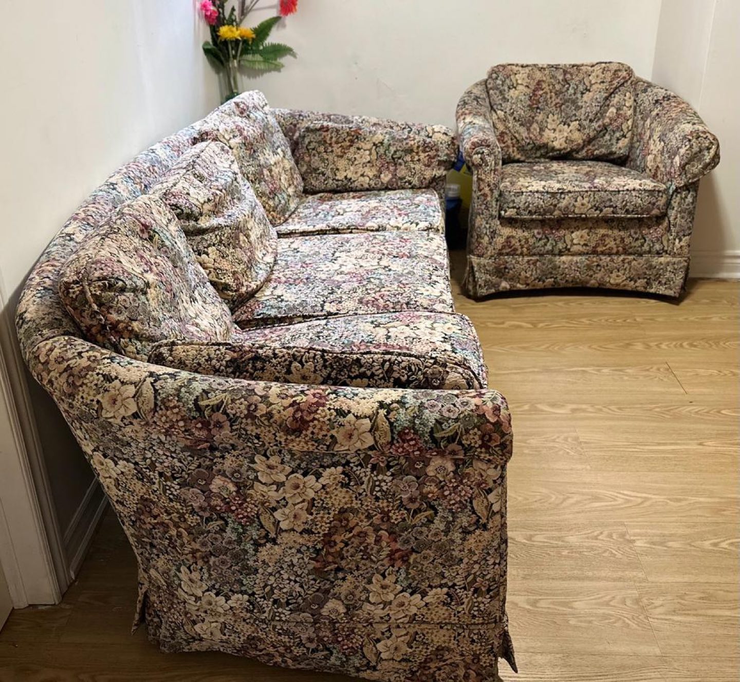 Sofa/Couch - photo 4