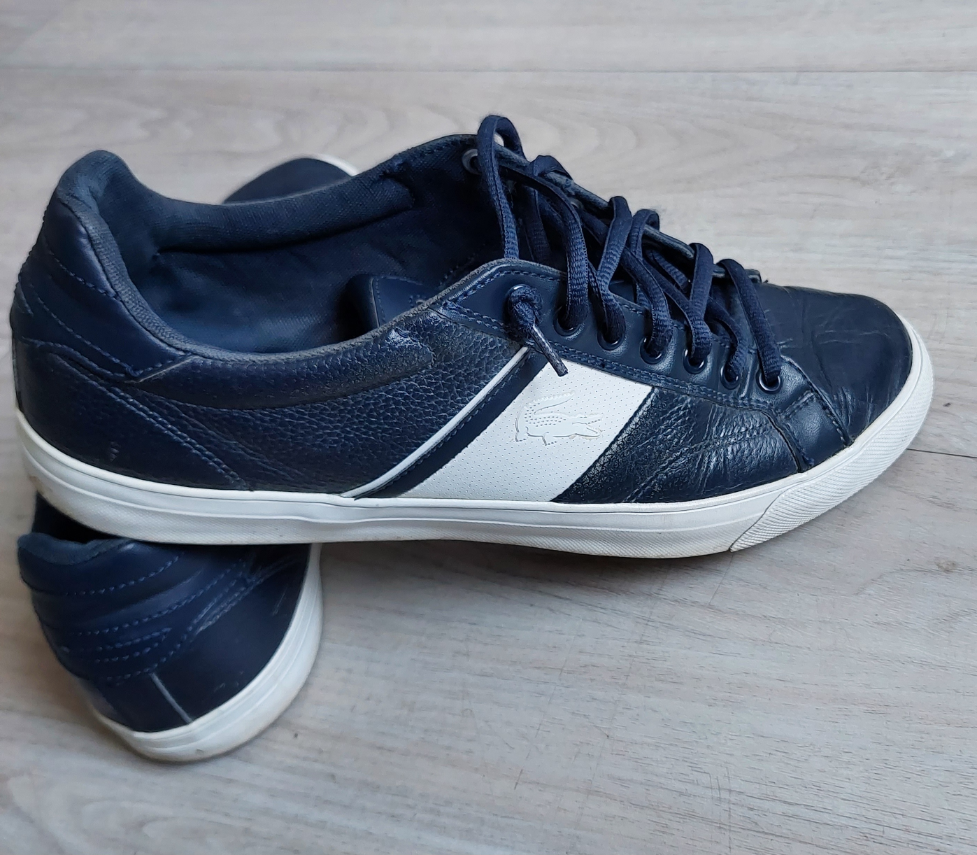 Casual shoe