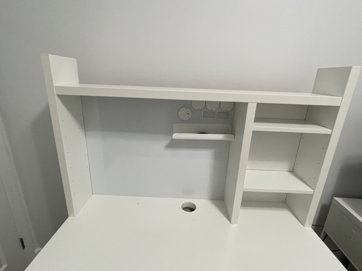 IKEA MICKE DESK WITH WHITEBOARD EXTENSION - photo 3